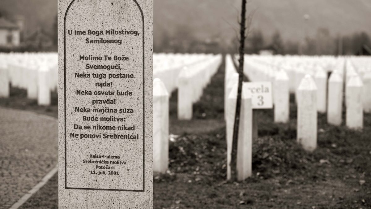 VOGOŠĆANI ODAJU POČAST SREBRENIČKIM ŽRTVAMA
