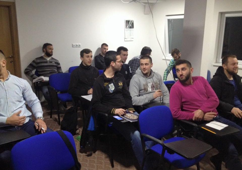 OMLADINSKO UDRUŽENJE “TEMPO” VOGOŠĆA ORGANIZUJE KURS ARAPSKOG JEZIKA ZA MUŠKARCE
