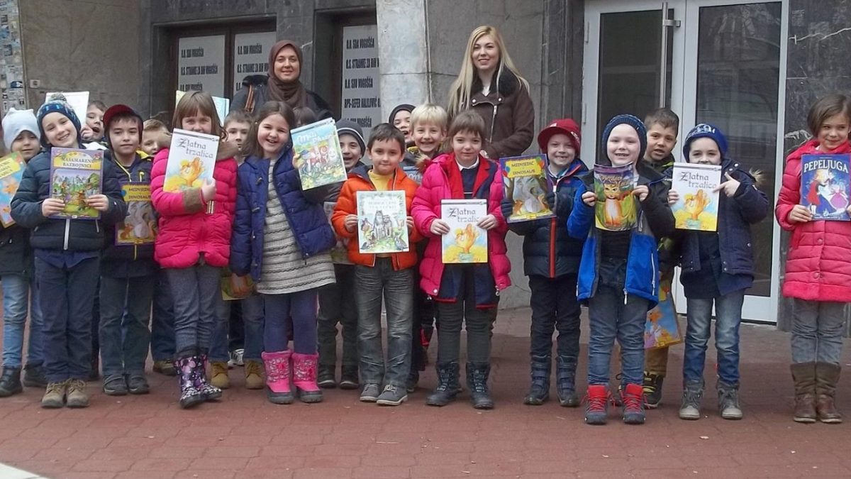 PRVAČIĆI OŠ “MIRSAD PRNJAVORAC” POSJETILI BIBLIOTEKU