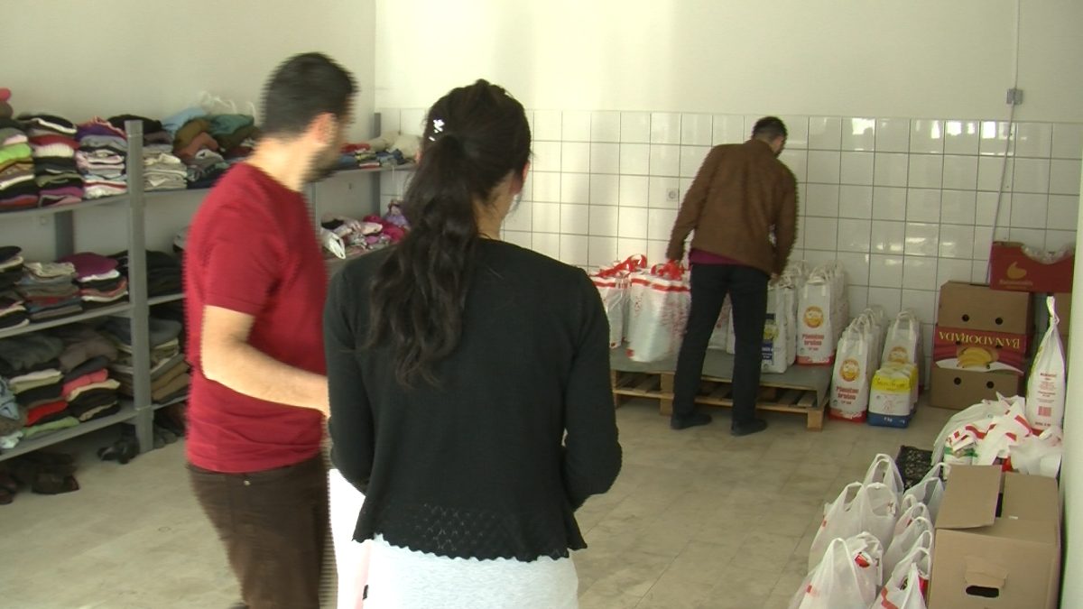 VOGOŠĆANSKI MERHAMET PODIJELIO 40 PAKETA VIŠEČLANIM PORODICAMA U STANJU SOCIJALNE POTREBE