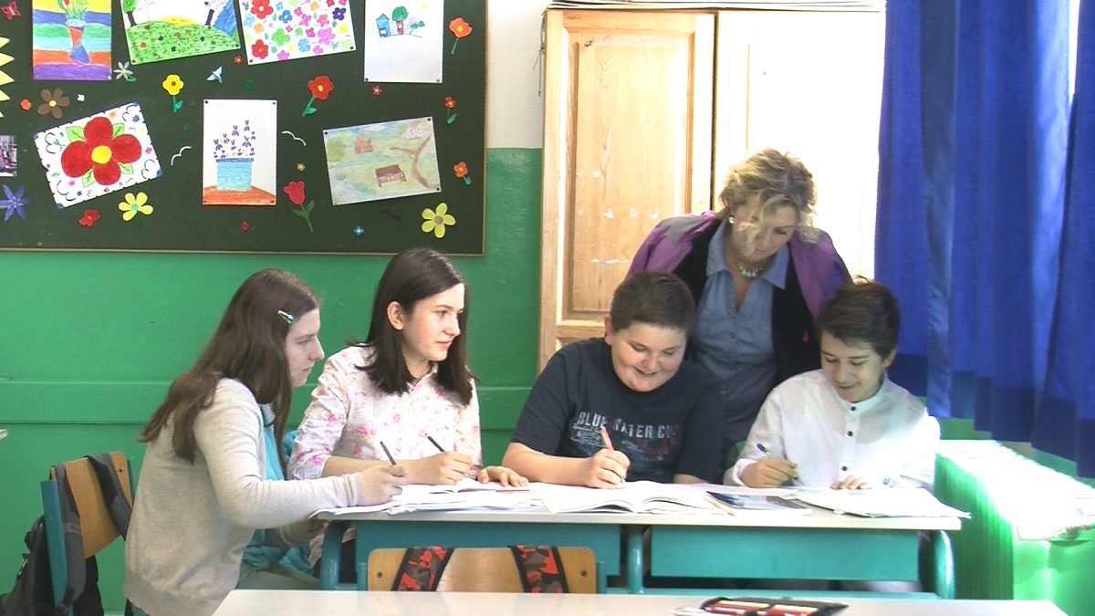 UČENICI MATEMATIČKE SEKCIJE OŠ “MIRSAD PRNJAVORAC” OSVOJILI TREĆE MJESTO NA KANTONALNOM TAKMIČENJU IZ MATEMATIKE