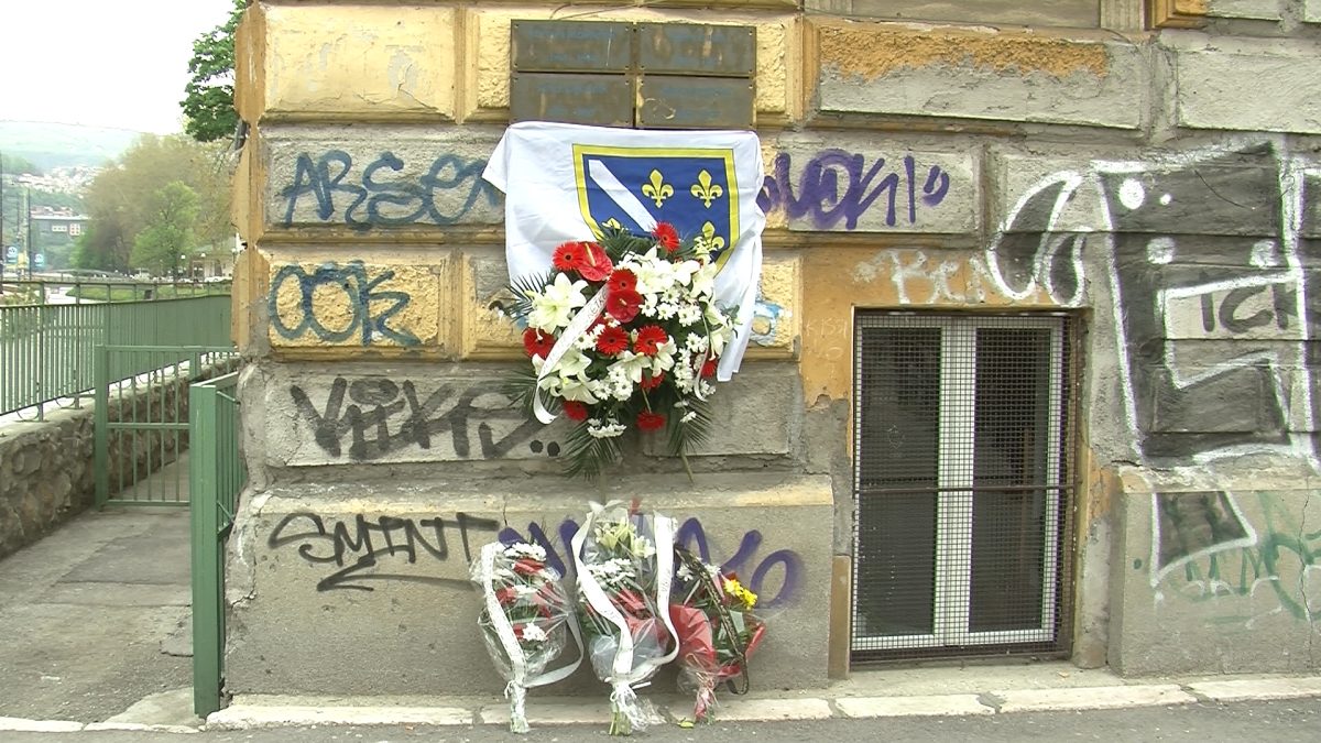 ODATA POČAST POGINULIM BRANITELJIMA KOJI SU STRADALI U BIVŠOJ DOBROVOLJAČKOJ ULICI