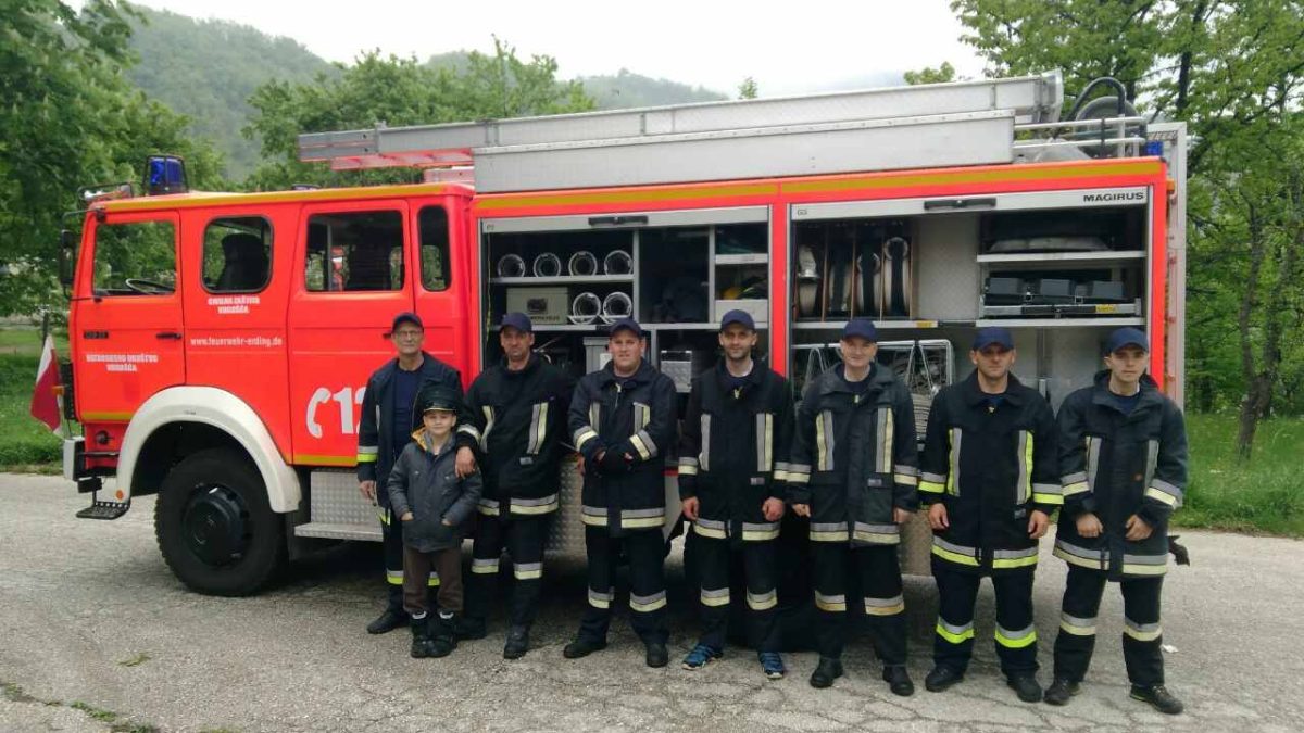 I DOBROVOLJNO VATROGASNO DRUŠTVO “VOGOŠĆA” UČESTVOVALO U NEDAVNO ODRŽANOJ AKCIJI “ČISTA I LIJEPA VOGOŠĆA”