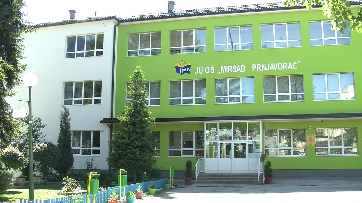UČENICI OŠ “MIRSAD PRNJAVORAC” ŠKOLSKU GODINU ZAVRŠILI PROSJEKOM OD 4,57