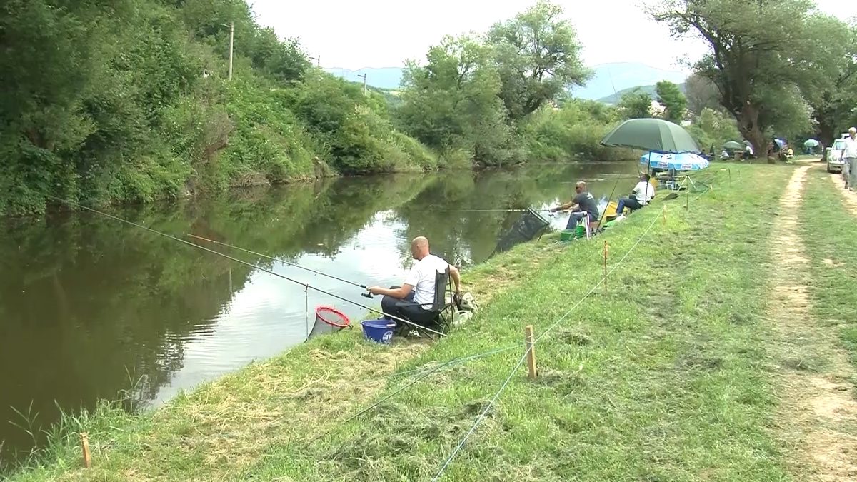 VOGOŠĆANSKI RIBOLOVCI PECALI I U JAJCU