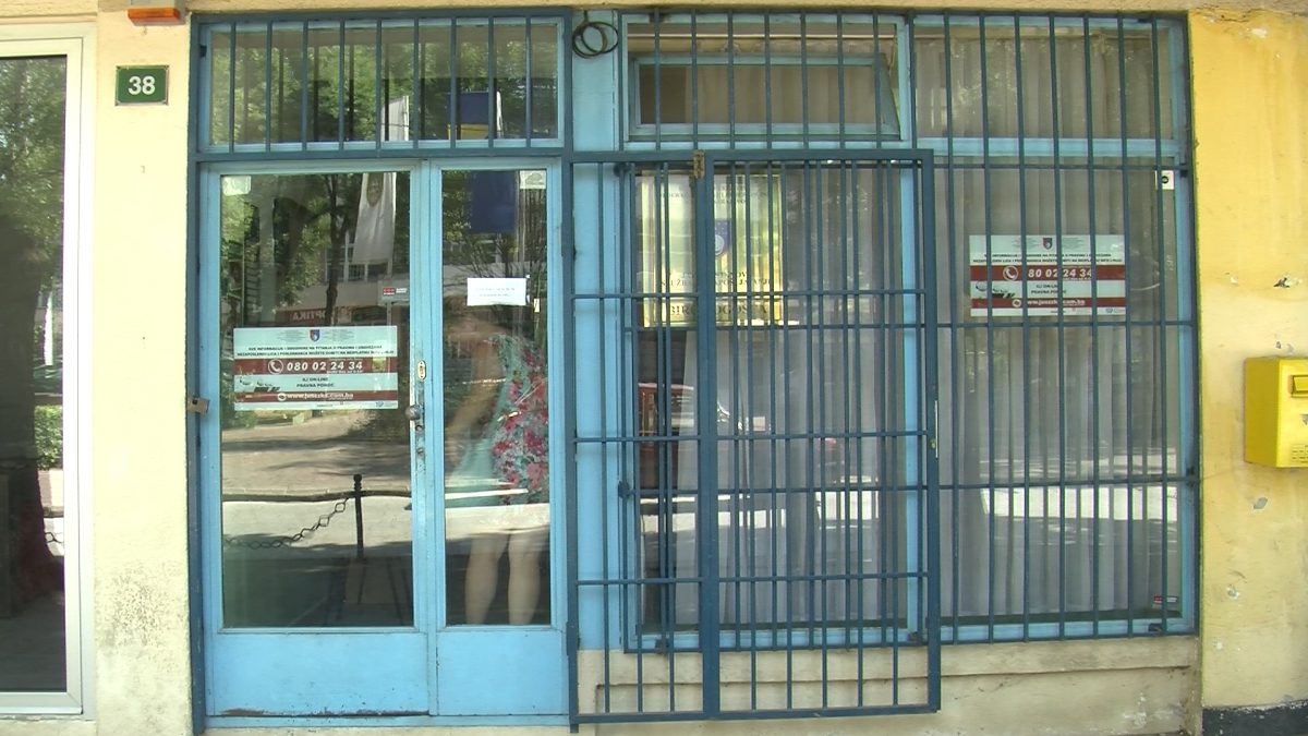 BROJ NEZAPOSLENIH ŽENA DVA PUTA VEĆI OD BROJA NEZAPOSLENIH MUŠKARACA