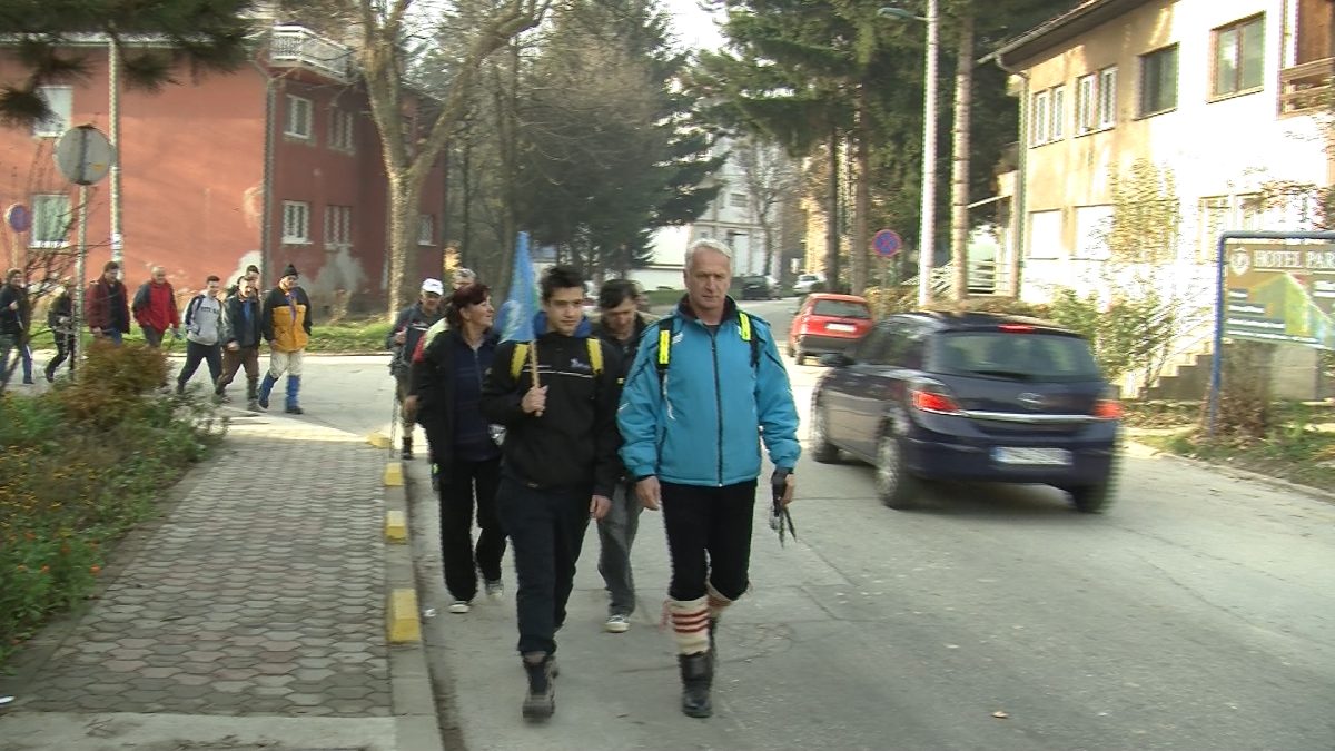 POVODOM DANA DRŽAVNOSTI VOGOŠĆANSKI PLANINARI ORGANIZOVALI POHOD NA MOTKU
