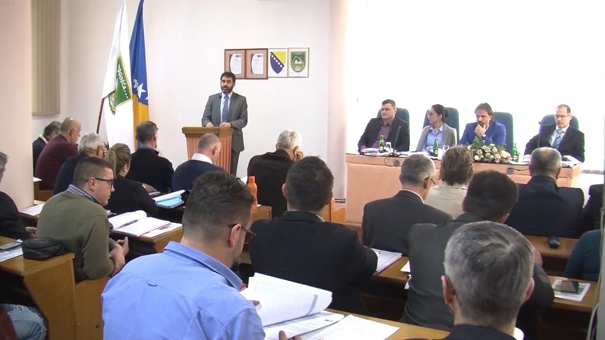 SUTRA 15. REDOVNA SJEDNICA OPĆINSKOG VIJEĆA VOGOŠĆA