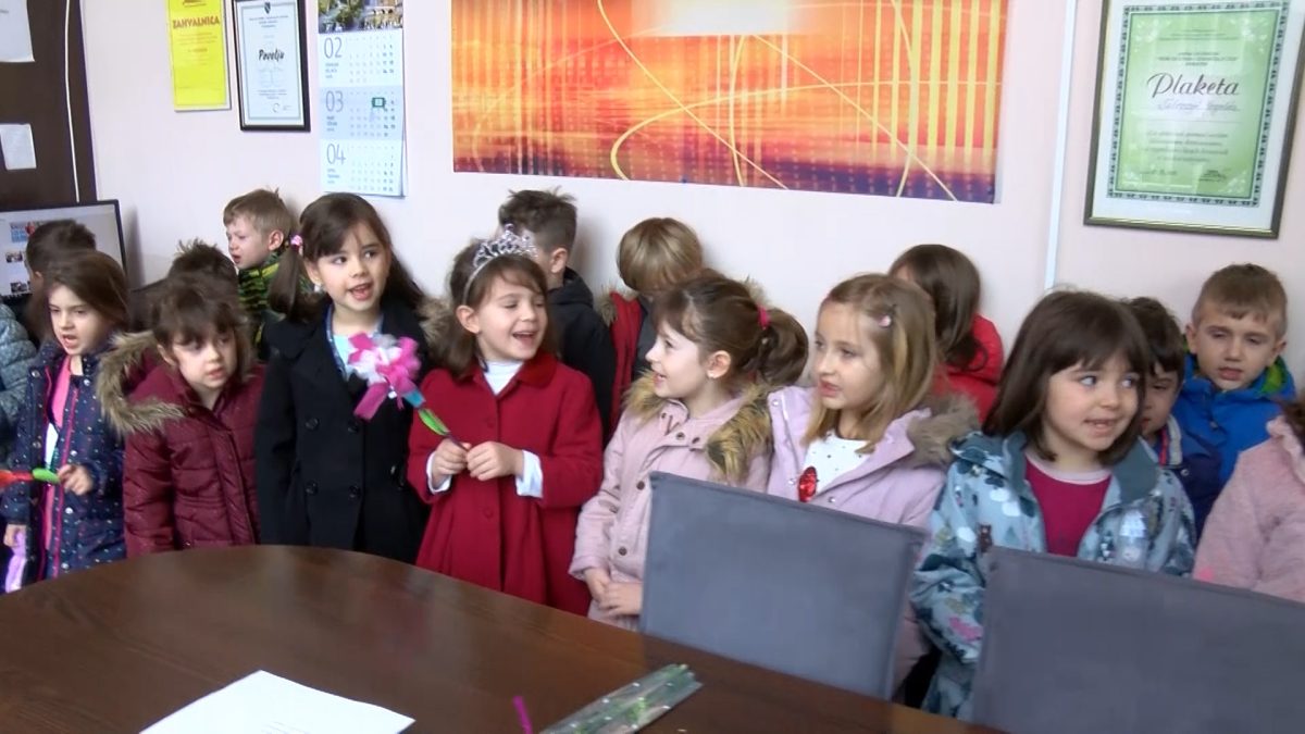 DJECA IZ VRTIĆA „AMEL I NUR“ POSJETILA RTV VOGOŠĆA