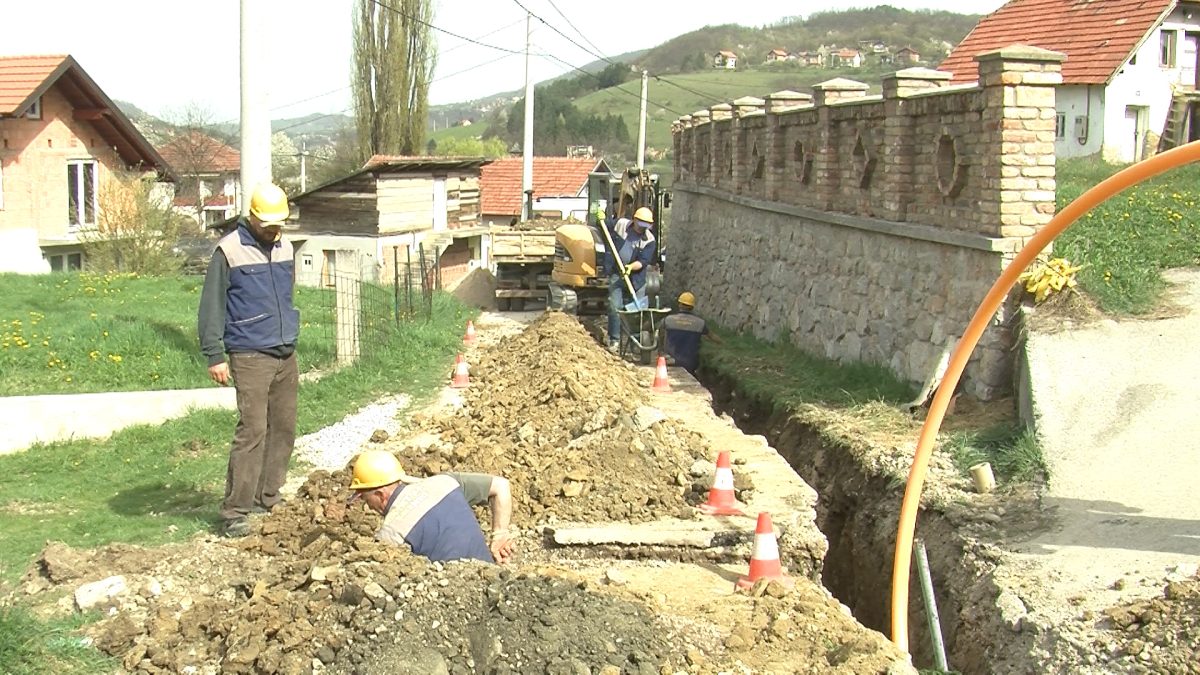 U TOKU RADOVI NA IZGRADNJI GASNE MREŽE U ULICI DONJA JOŠANICA II