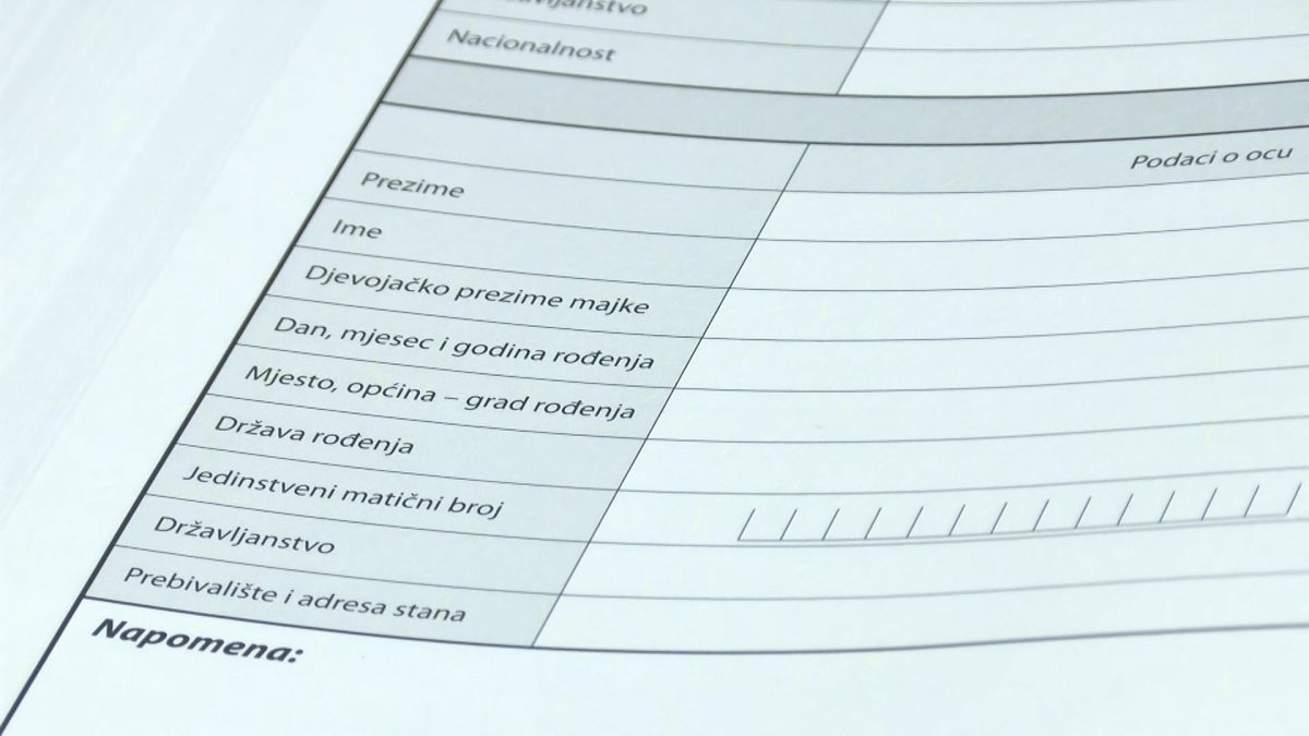 SLUŽBA ZA OPĆU UPRAVU: GRAĐANI PLAĆAJU TAKSU ZA IZDAVANJE IZVODA IZ MATIČNIH KNJIGA