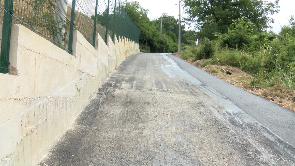 U POTUROVIĆIMA ZAVRŠENA SANACIJA PUTA