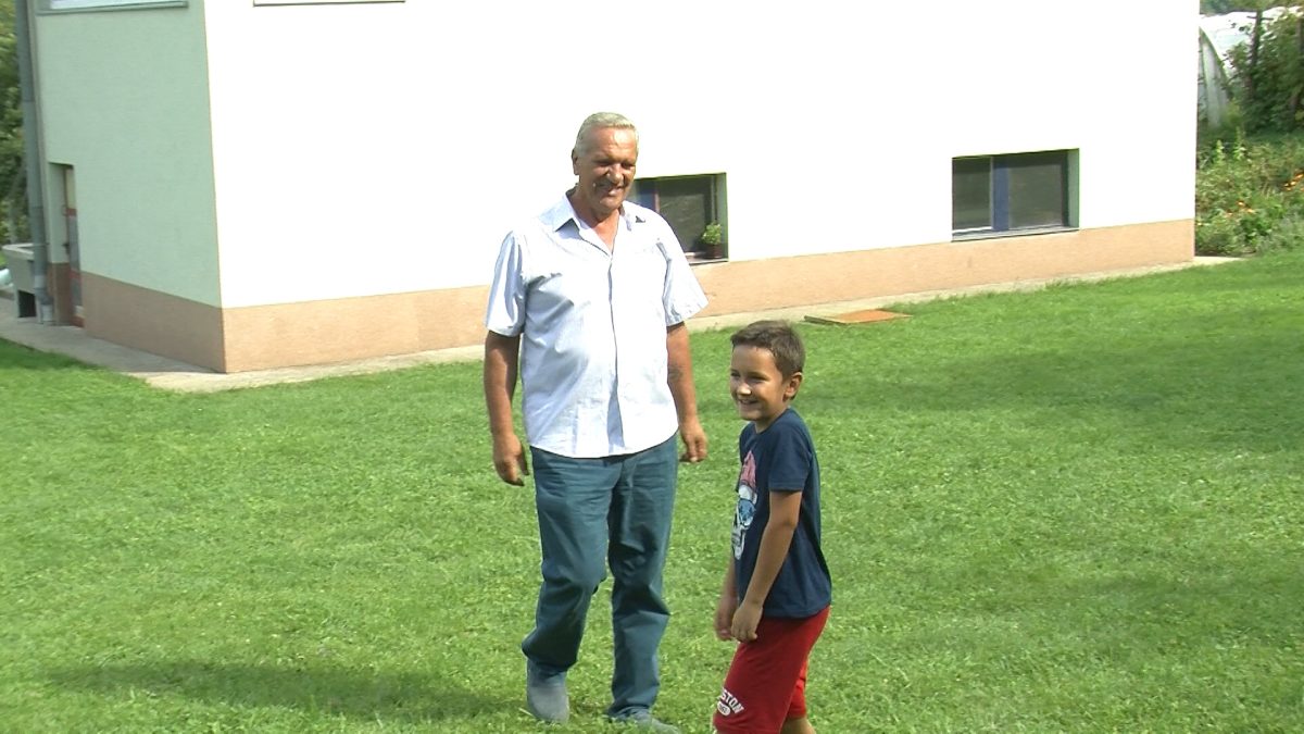 SELIM SPAHIĆ DOBITNIK SREBRENE PLAKETE CK FBiH: KRV DAROVAO 82 PUTA