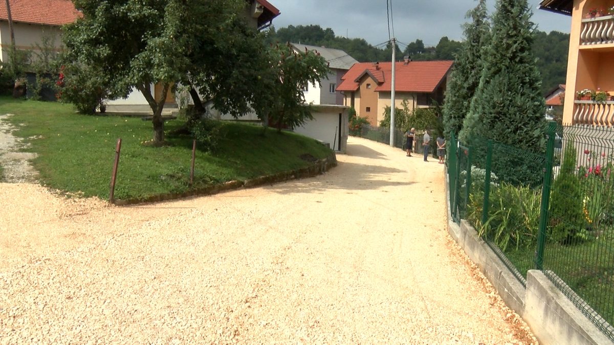 POČELI RADOVI NA SANACIJI KRAKA U ULICI DONJA JOŠANICA I U DUŽINI OD 260 METARA