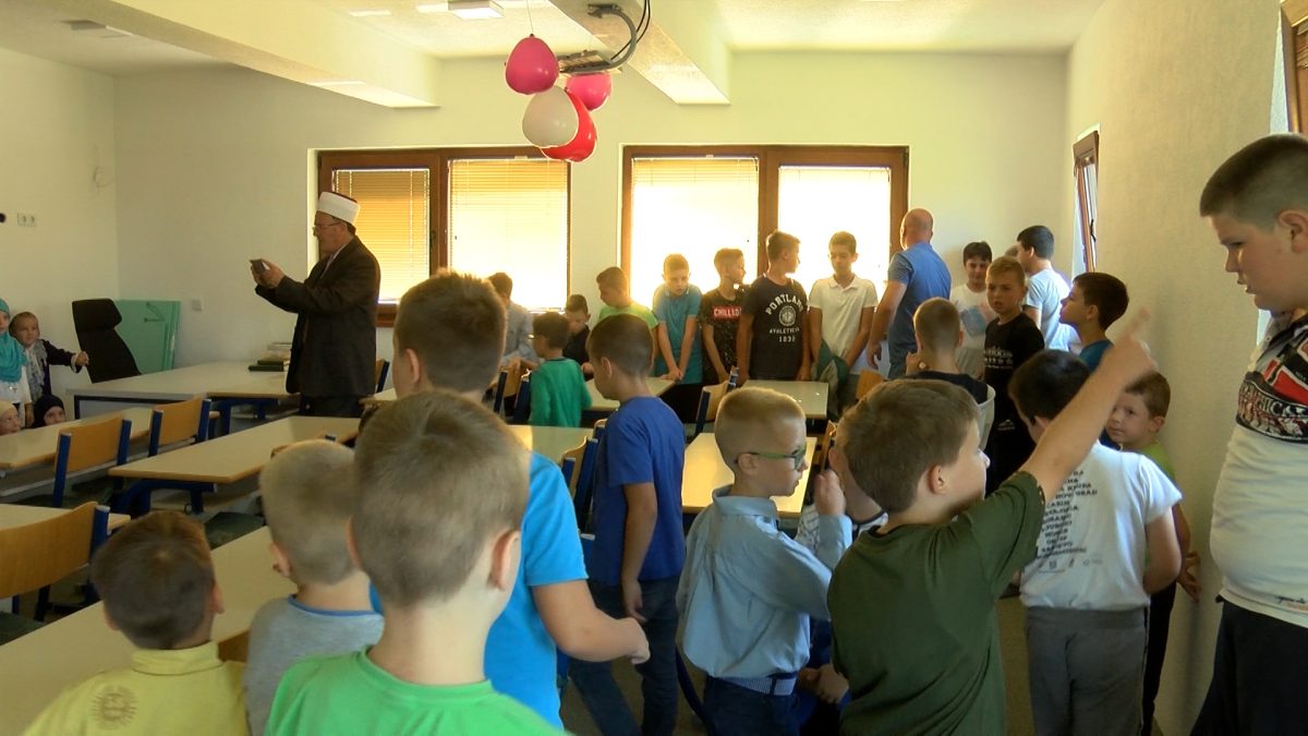 DJECA DŽEMATA UGORSKO DOBILI NOVE  MEKTEBSKE PROSTORIJE