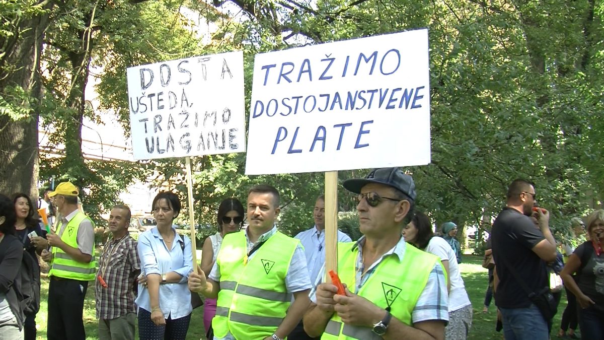 ŠTRAJK PROSVJETNIH RADNIKA U KANTONU SARAJEVO
