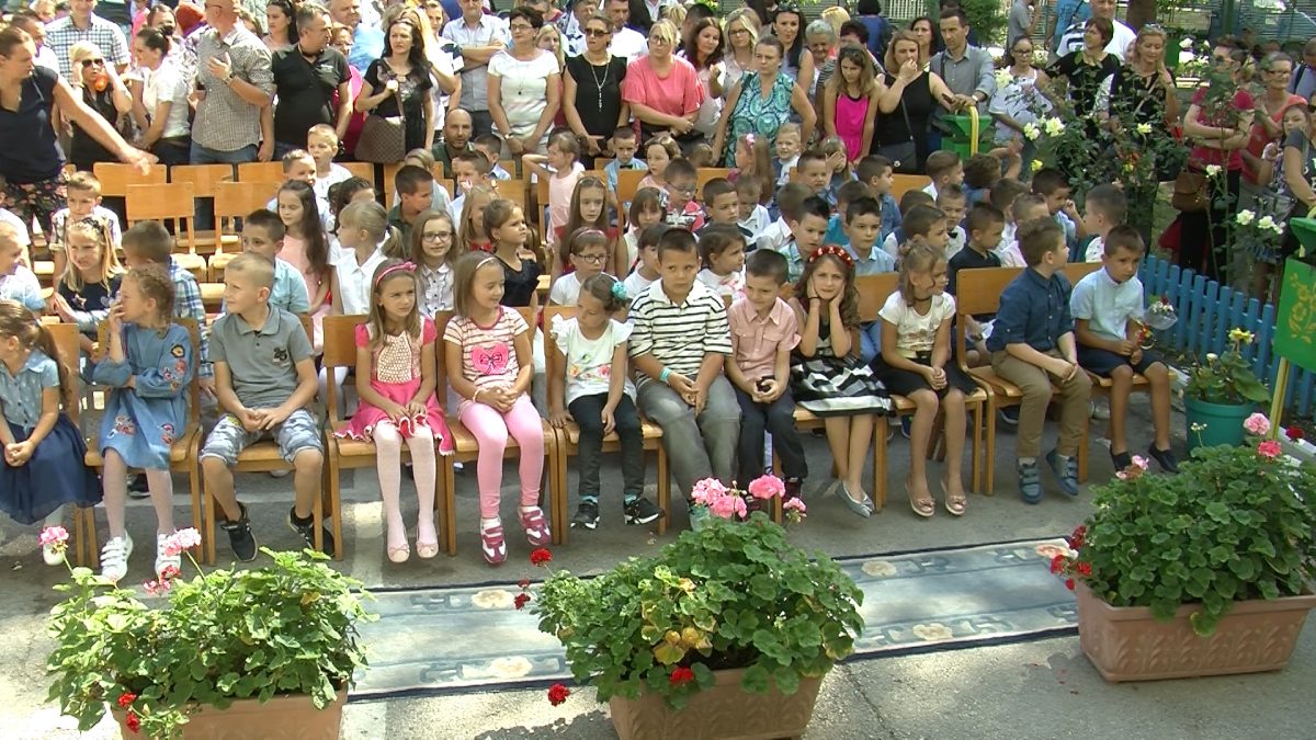 U OŠ “MIRSAD PRNJAVORAC” UPRILIČEN PRIJEM ZA 120 PRVAČIĆA