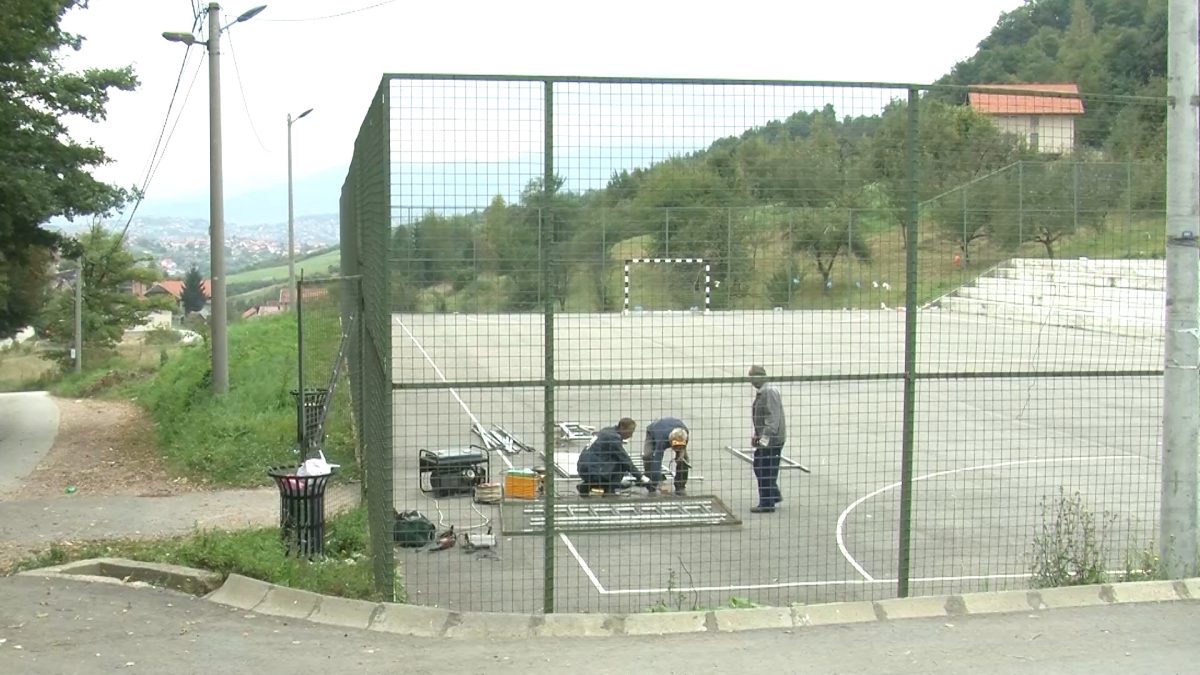 U TOKU POPRAVKA I SANACIJA OŠTEĆENIH DJEČIJIH I SPORTSKIH IGRALIŠTA