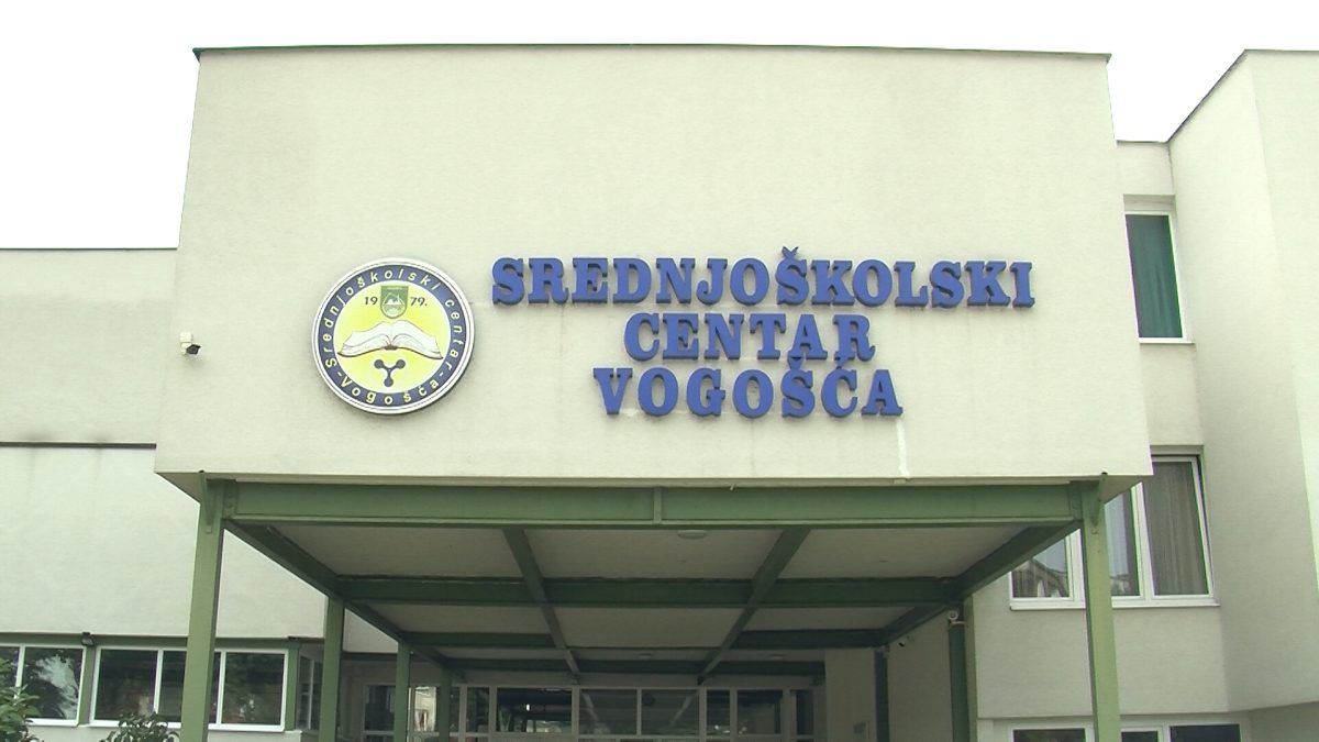 U SREDNJOŠKOLSKOM CENTRU VOGOŠĆA TRAJE DODATNI UPISNI ROK