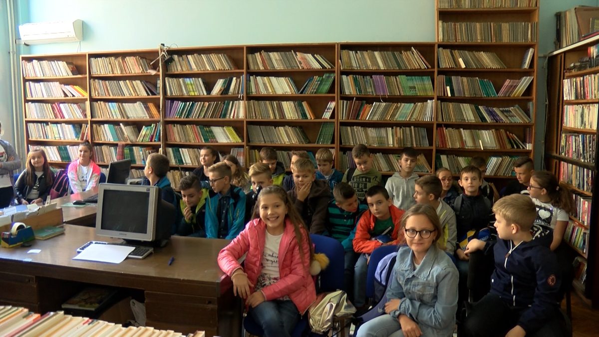 OKTOBAR MJESEC KNJIGE – UČENICI POSJETILI BIBLIOTEKU KSC VOGOŠĆA