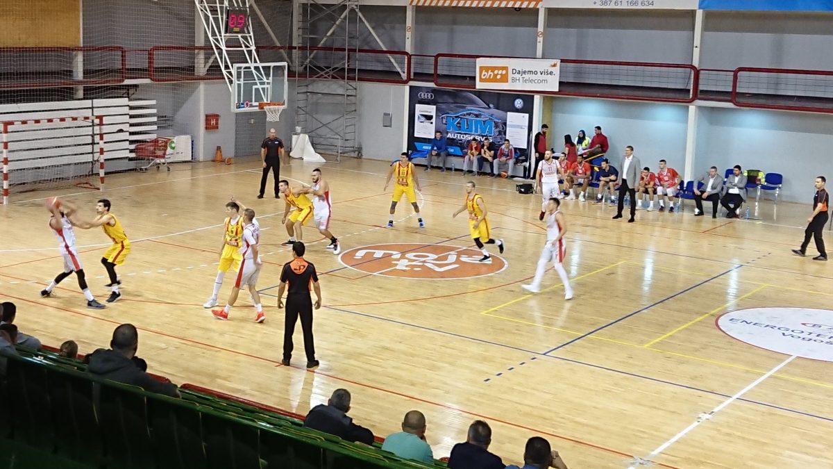 KOŠARKAŠI VOGOŠĆE HRABROM IGROM SLAVILI PROTIV MLADOSTI IZ MRKONJIĆ GRADA