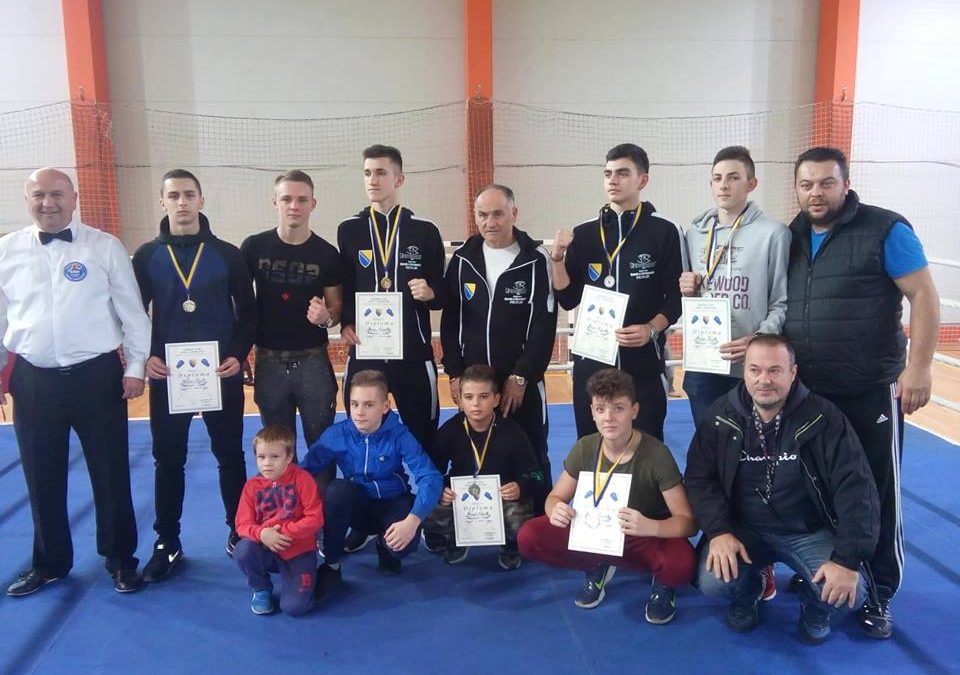 ŠEST MEDALJA ZA BOKSERE VOGOŠĆE NA POJEDINAČNOM PRVENSTVU BIH