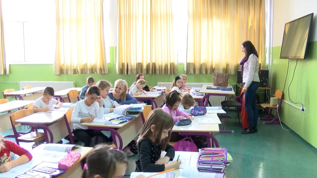 PREDSTAVLJAMO I-2 RAZRED OŠ „ZAJKO DELIĆ“