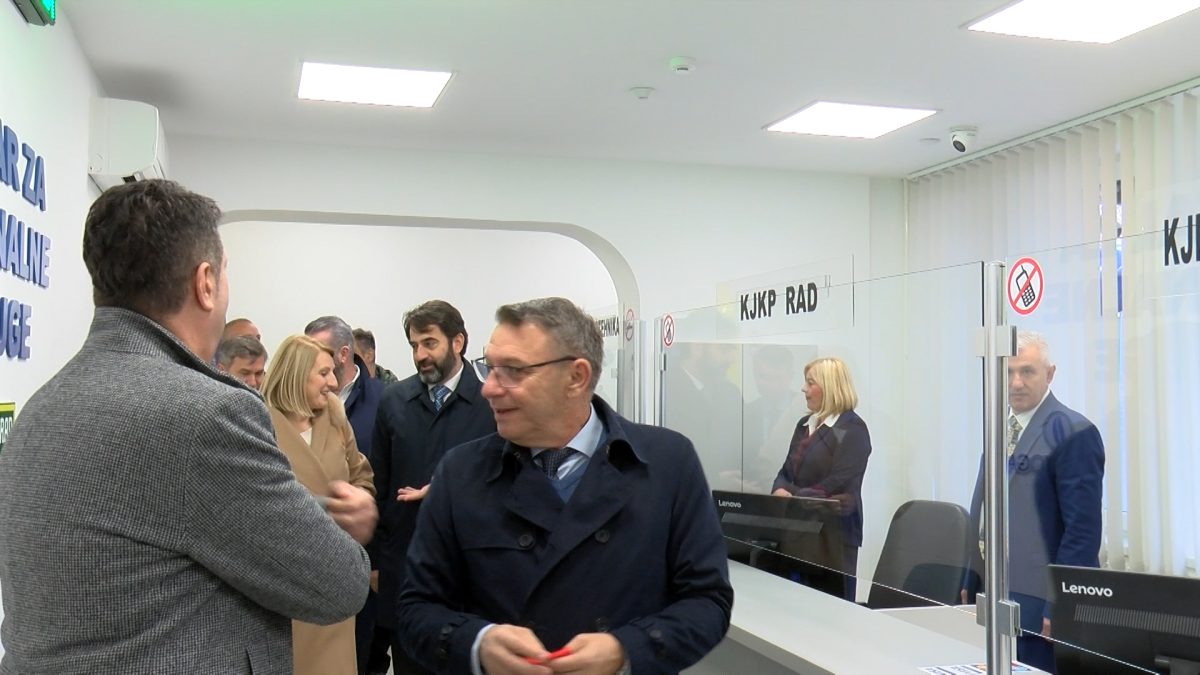 U VOGOŠĆI SVEČANO OTVOREN CENTAR KOMUNALNIH USLUGA