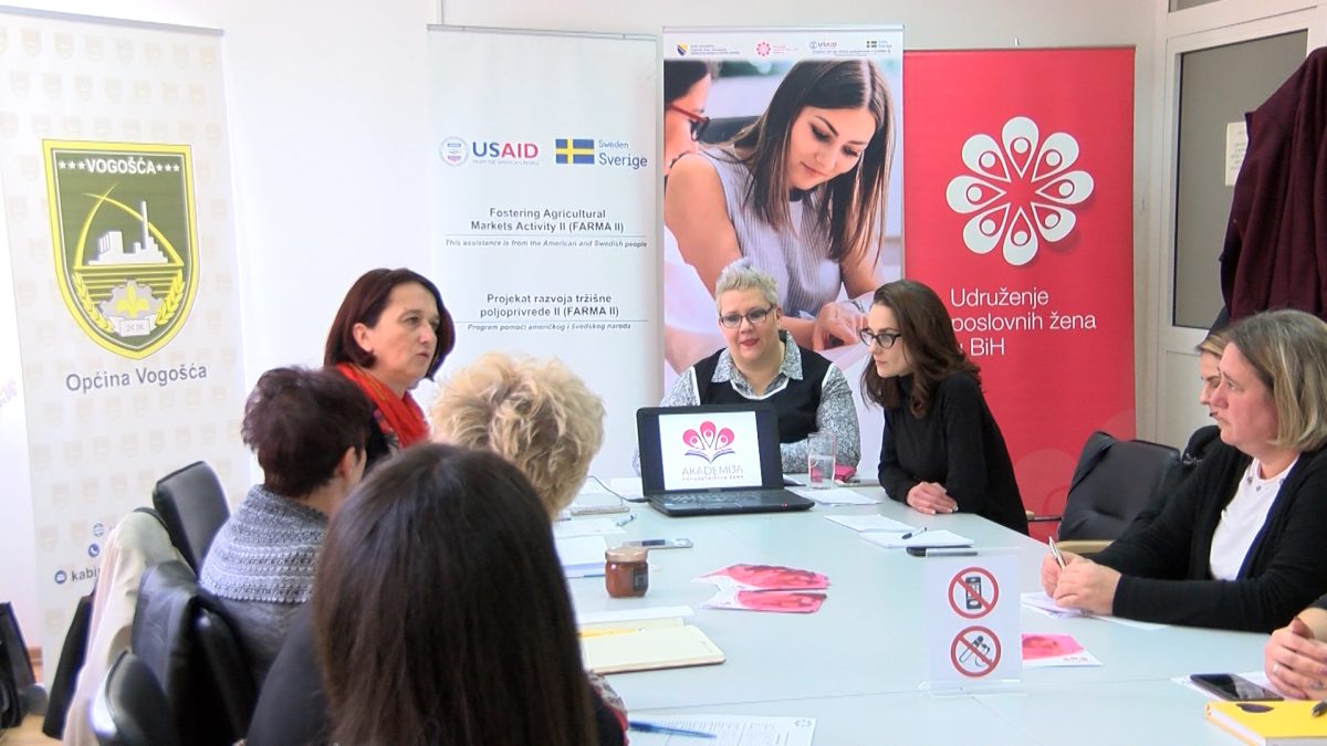POČELA AKADEMIJA PODUZETNIŠTVA ŽENA, EDUKACIJE I U VOGOŠĆI