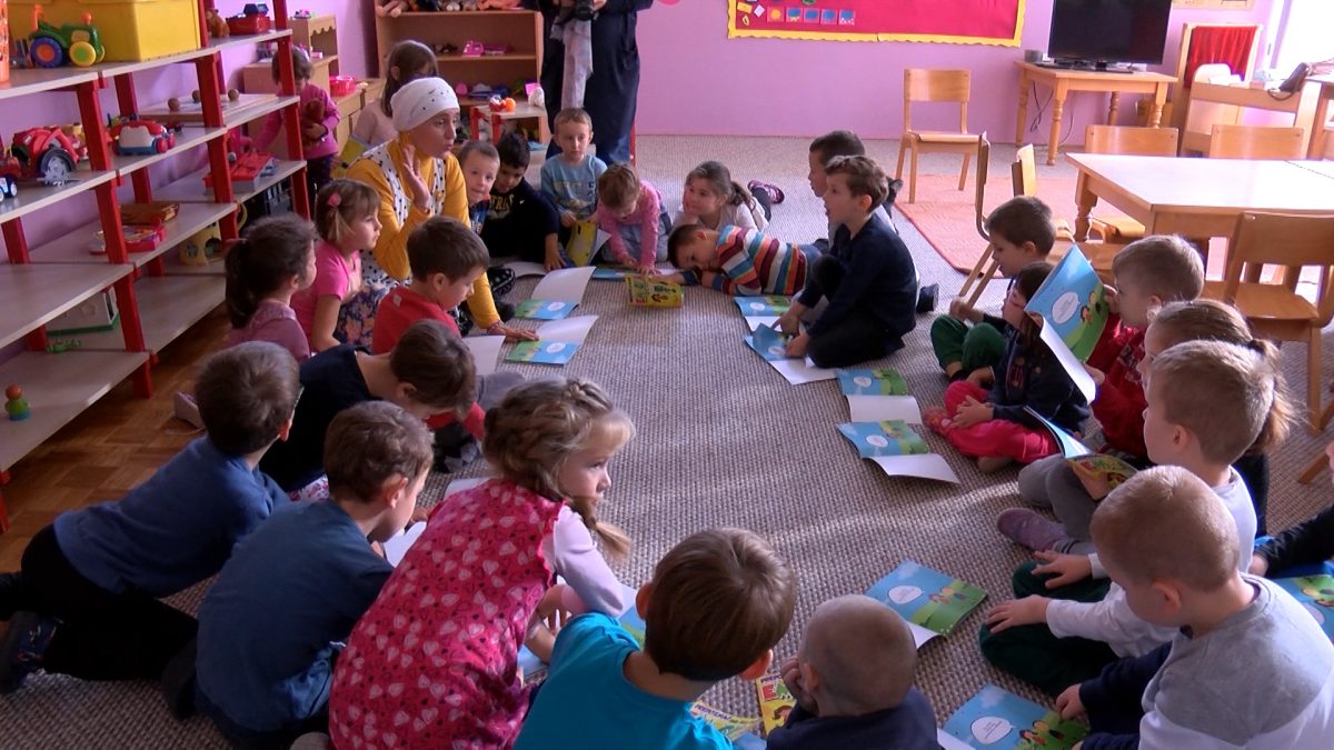 U VRTIĆU “TREŠNJICA” ODRŽANA RADIONICA “PREPOZNAJ LICA MOJIH EMOCIJA”
