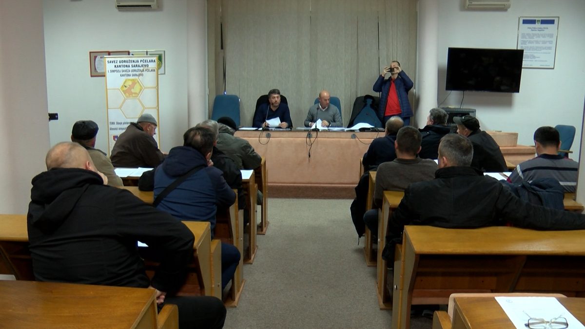U VOGOŠĆI ODRŽANA SKUPŠTINA SAVEZA UDRUŽENJA PČELARA KS