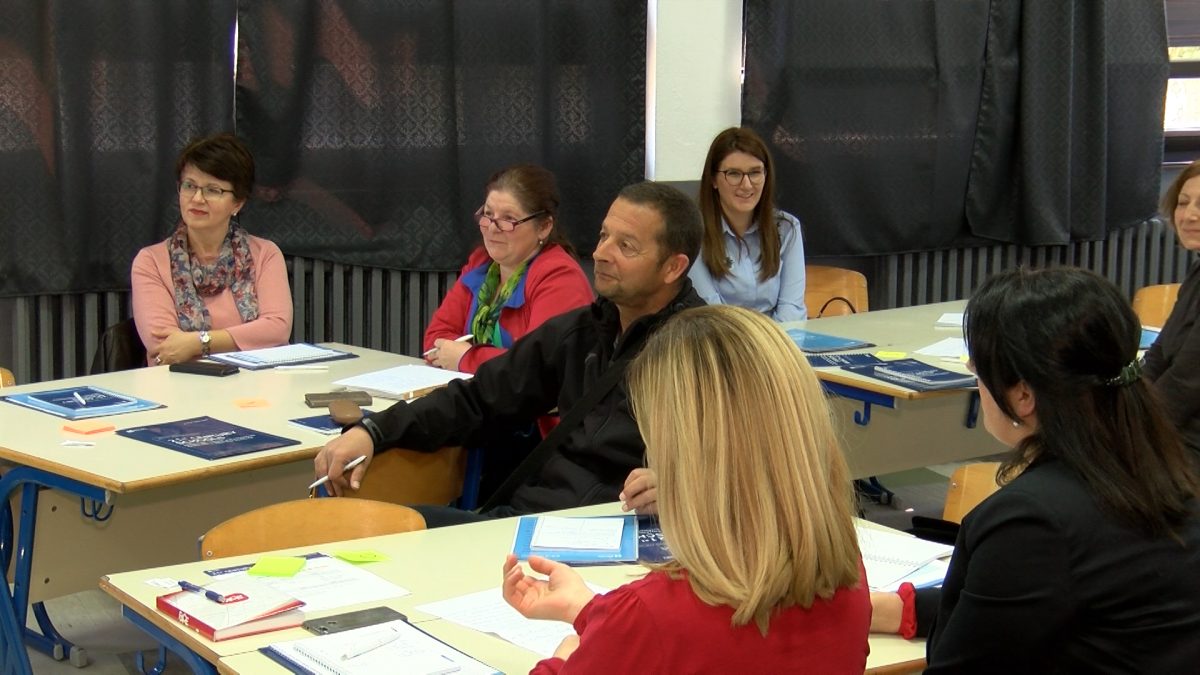 POČELA EDUKACIJA NASTAVNIKA U VOGOŠĆI O TEMI „ŠKOLA ZA 21. VIJEK“