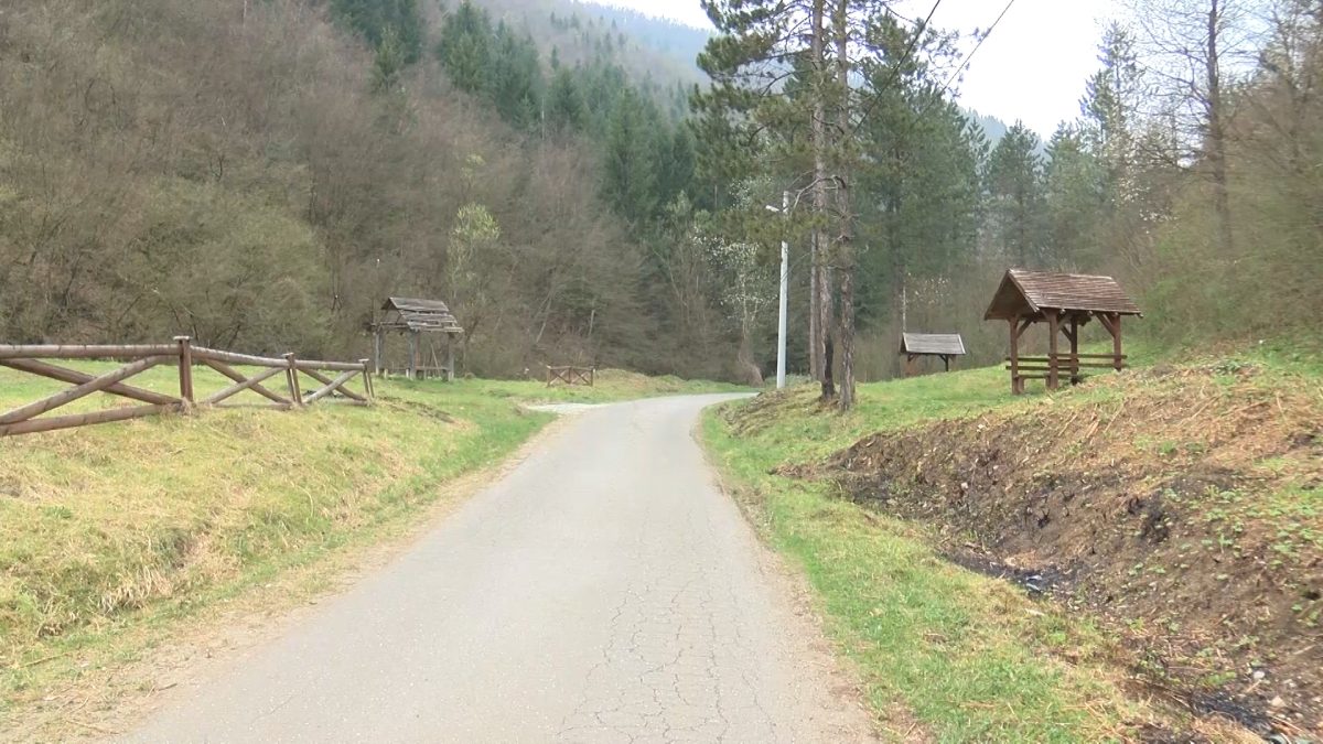 RADNI VOD SLUŽBE CZ VOGOŠĆA PONOVO OČISTIO IZLETIŠTE JOŠANIČKI POTOK
