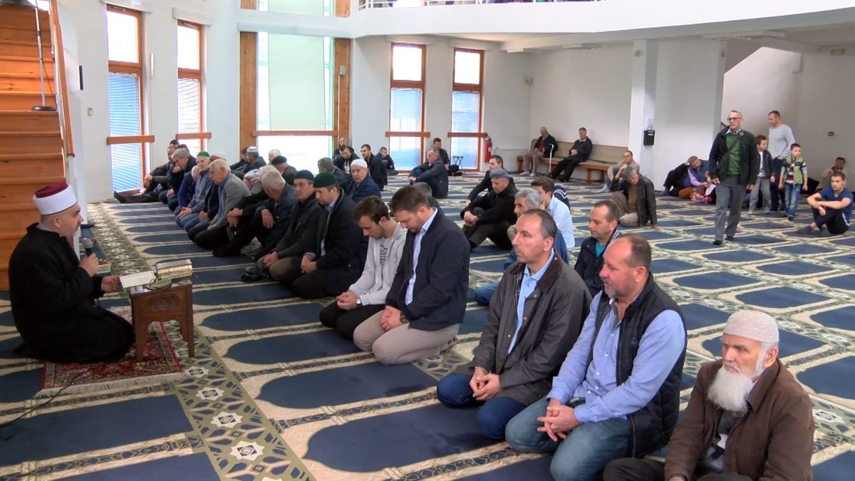 BROJNE RAMAZANSKE AKTIVNOSTI U ISLAMSKOM CENTRU U VOGOŠĆI