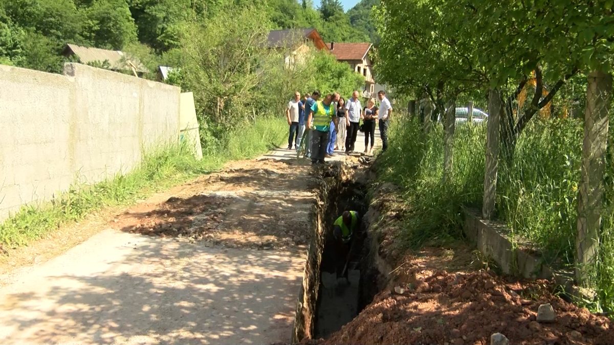 KOMUNALNA INFRASTRUKTURA:  NASTAVLJENI RADOVI U GORNJOJ JOŠANICI I