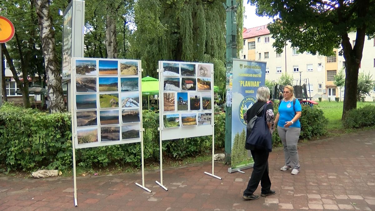 PD „PLANINAR“ U JOŠANIČKOJ ULICI UPRILIČILO IZLOŽBU