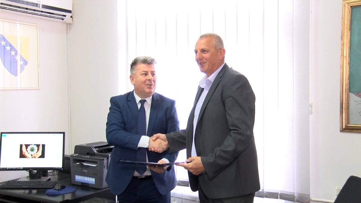 POTPISAN SPORAZUM O SUFINANSIRANJU PROJEKTA REGULACIJE  VODOTOKA RIJEKE LJUBINE