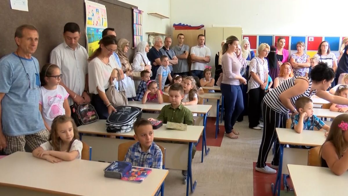 VOGOŠĆANSKE OSNOVNE ŠKOLE SVEČANO DOČEKUJU PRVAČIĆE