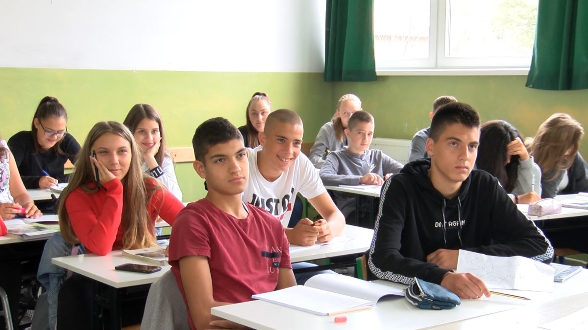UPIS U SREDNJU ŠKOLU VAŽAN JE KORAK NA PUTU NOVE ŽIVOTNE ETAPE I ODRASTANJA DJETETA