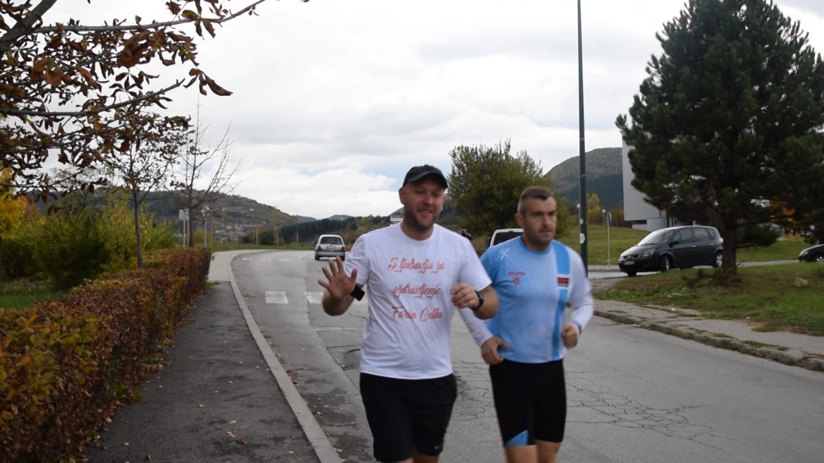 EDIN PAŠIĆ ISTRČAO MARATON „SRCEM ZA FARISA ČELIKA“