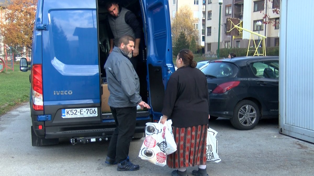 OMLADINSKO UDRUŽENJE „TEMPO“ VRŠILO PODJELU KURBANSKOG MESA