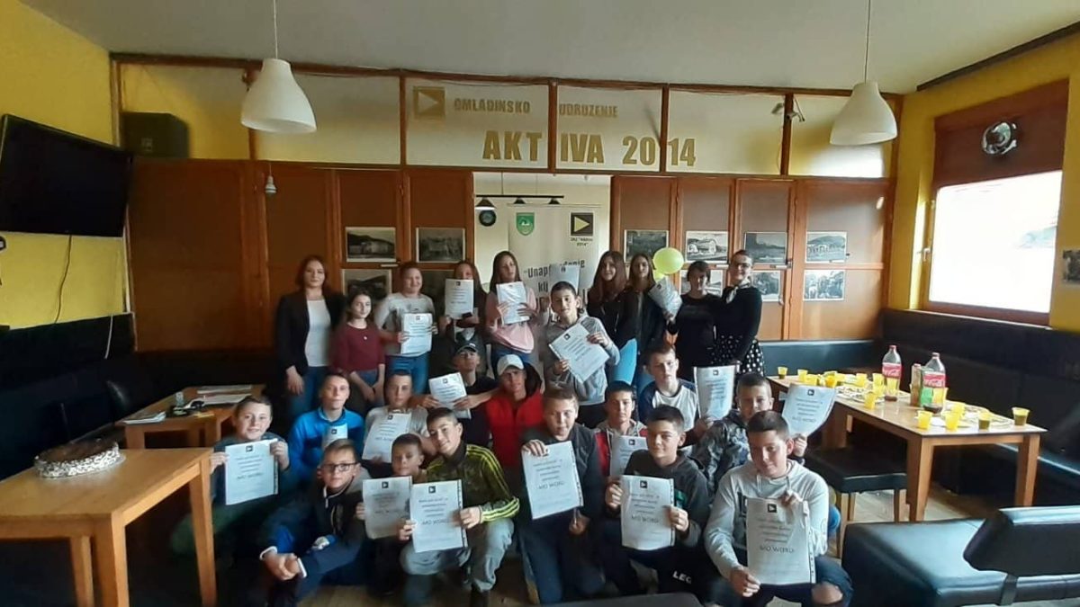 OMLADINSKO UDRUŽENJE AKTIVA 2014: DRUŽENJE POLAZNIKA RADIONICE INFORMATIČKE PISMENOSTI