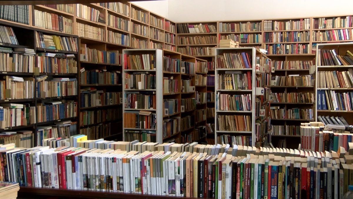 VRATA BIBLIOTEKE JU KSC VOGOŠĆA OTVORENA SU ZA SVE LJUBITELJE PISANE RIJEČI