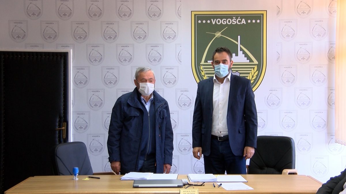 ULICA AHMEDA RIZVE: NASTAVAK RADOVA NA IZGRADNJI I REKONSTRUKCIJI VODOVODNE MREŽE