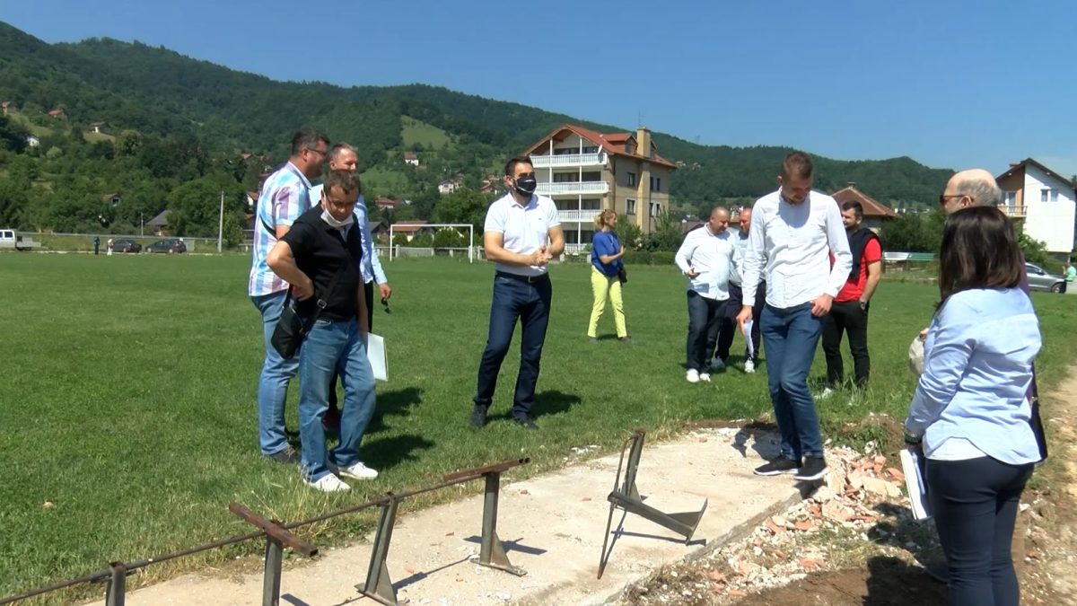 POČELI RADOVI NA REKONSTRUKCIJI OZRENOVOG STADIONA