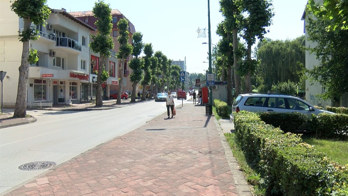 OPĆINA VOGOŠĆA U  SARADNJI SA KJKP “PARK I “RAD” USPJEŠNO RADI NA ODRŽAVANJU JAVNIH ZELENIH POVRŠINA