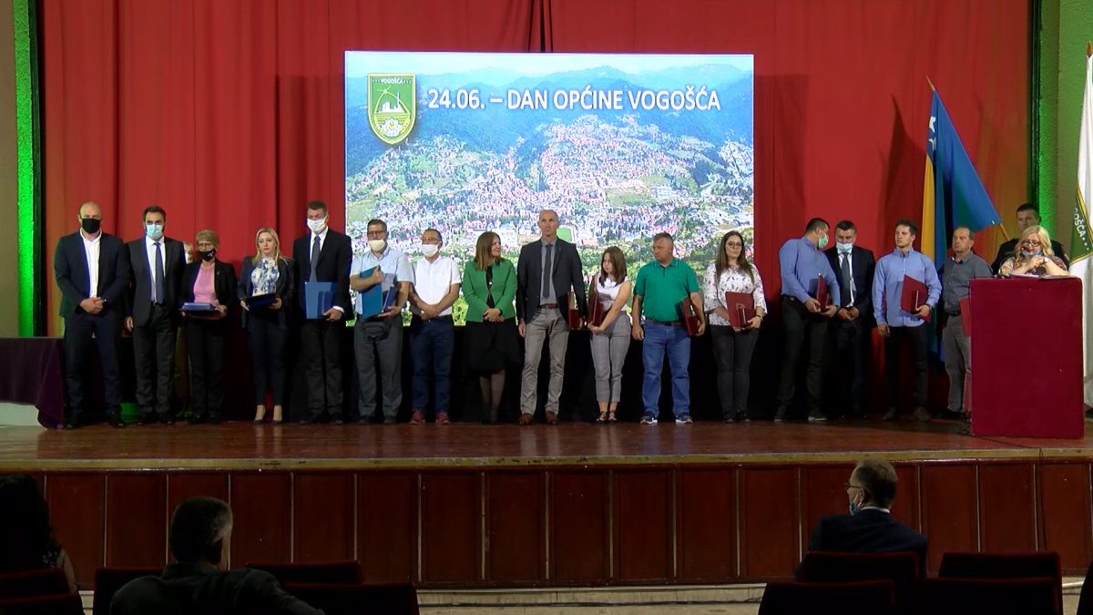 ZAHVALNICA OPĆINE VOGOŠĆA OBRTNIČKOJ DJELATNOSTI “DIZAJN”