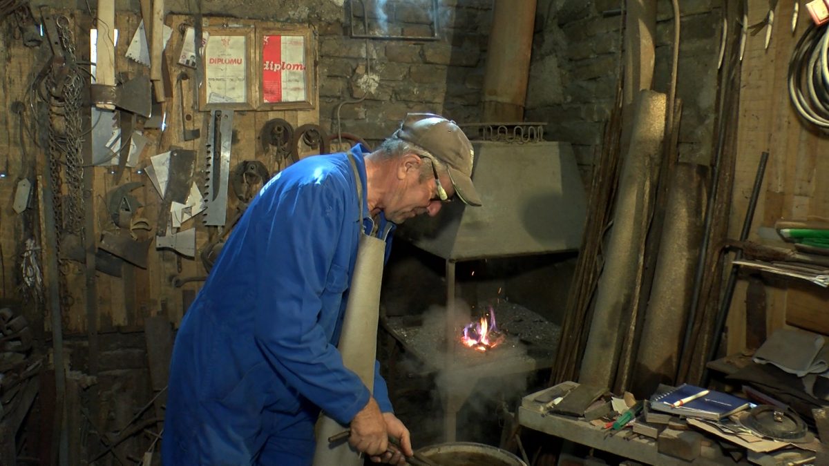 KOVAČ MUJO ALIĆ –  ČUVAR KOVAČKOG ZANIMANJA