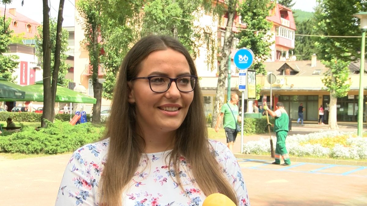 MERIMA KOZIĆ DOBITNICA ZAHVALNICE OPĆINE VOGOŠĆA