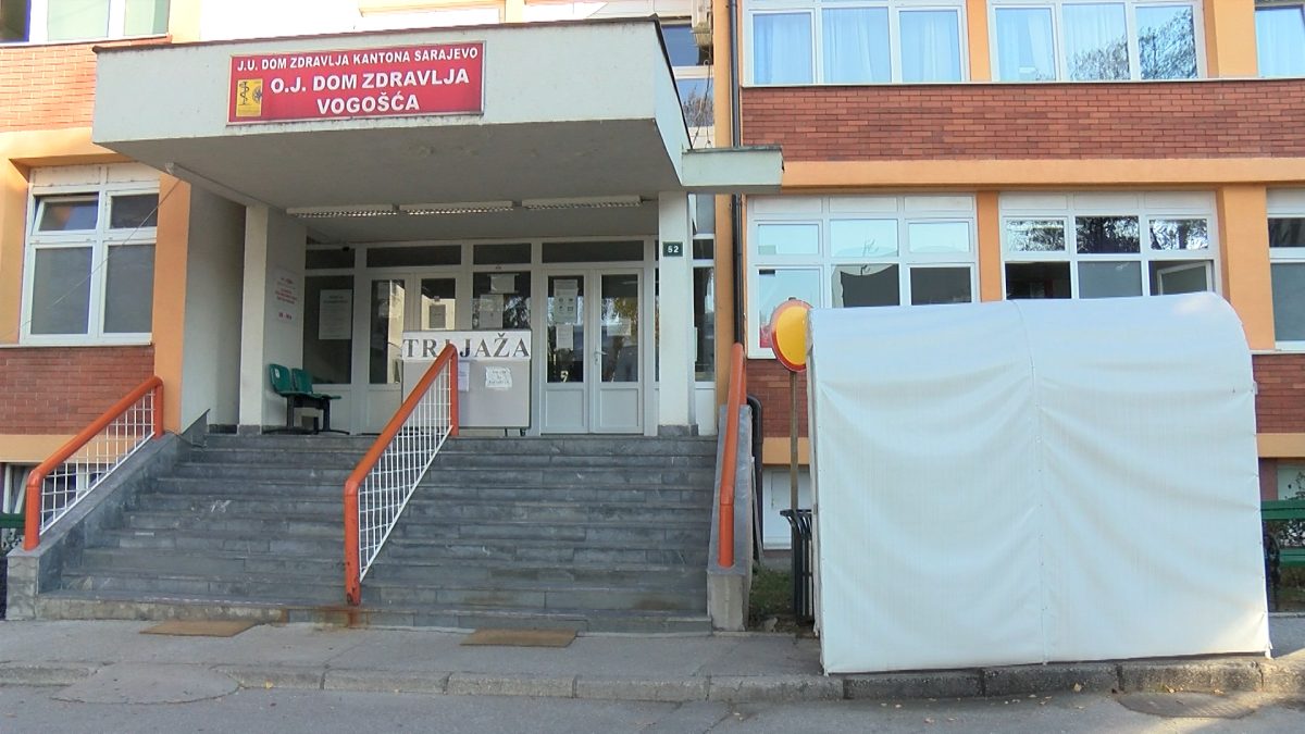 U DOMU ZDRAVLJA VOGOŠĆA POČELA VAKCINACIJA PROTIV SEZONSKE GRIPE